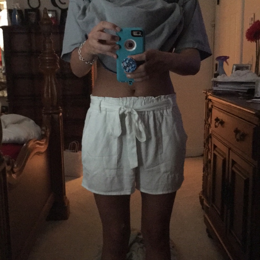 Tie waist white shorts